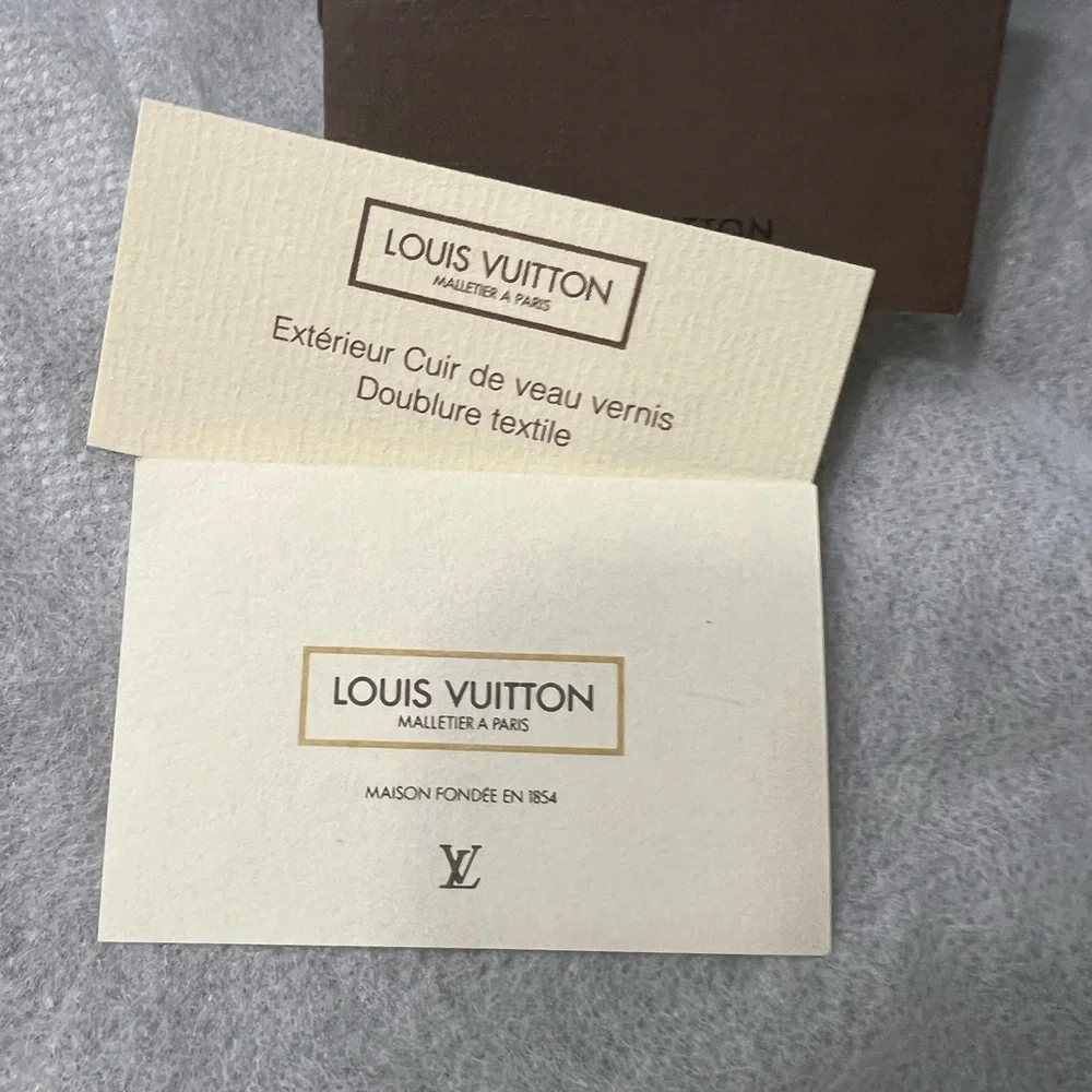 Louis Vuitton Bellview GM - Picture 11 of 12